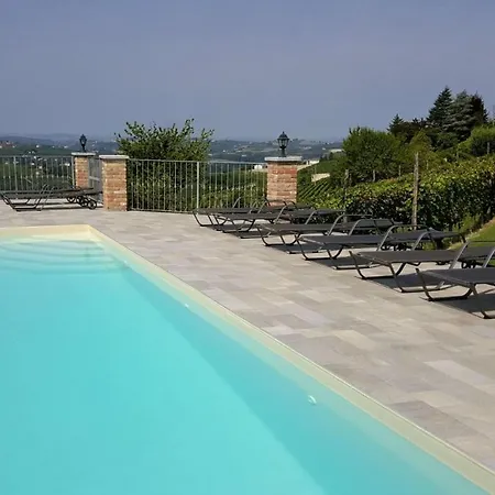 Cascina Castagna * Calosso